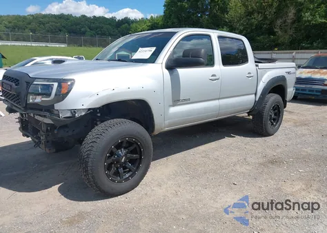 2006 Toyota Tacoma Prerunner z USA, uszkodzony, nr VIN 5TEJU62N46Z275447